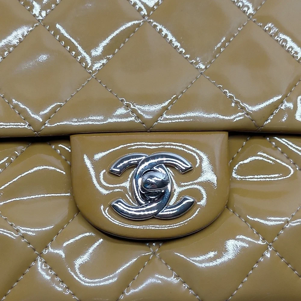 Chanel Shoulder Bag Matelasse Beige Patent leather